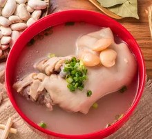 Cold-Mixed Pig Trotter