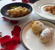 Sugar Fried Dumplings