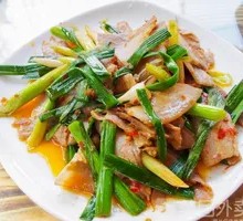 Garlic Shoot Stir-Fry Rice Bowl