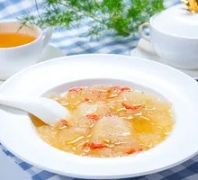 Goji Berry and Tremella Soup
