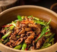 Special Green Pepper Braised Old Goose