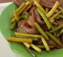 Garlic Stir-fried Pork