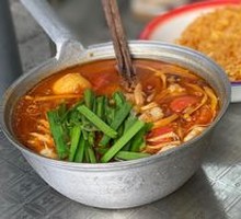 Spicy Pickled Pepper Rice Noodles