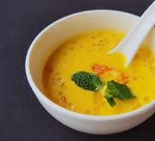 Family Reunion Assorted Mango Pomelo Sago Dessert