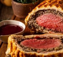 Wellington Steak