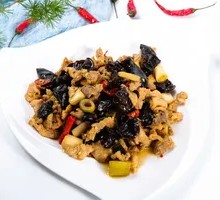 Stir-fried Pork with Wood Ear Mushrooms