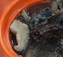 Braised Chicken with Mushrooms