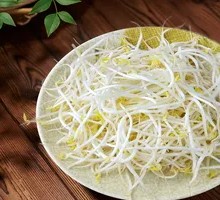 Mung Bean Sprouts