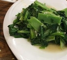 Stir-Fried Bean Sprouts with Carrot Strips