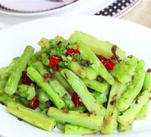 Dry-Fried Bitter Melon