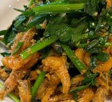 Stir-Fried River Shrimp with Leek