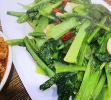 Stir-Fried Bean Sprouts with Carrot Strips