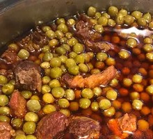 Green Pea and Beef Stew