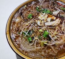 Spicy Pork Intestine Noodles