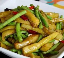 Eggplant and Green Bean Stir-Fry