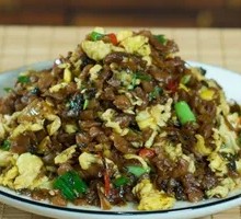 Grandmother's Vegetable Stir-Fried with Eggs