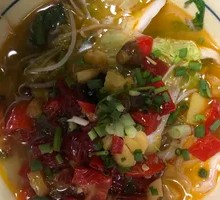 Pickled Chili and Sour Cabbage Pork Noodles