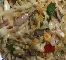Stir-Fried Wide Noodles