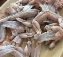 Fresh Frog Legs