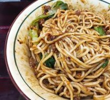 Vegetarian Pepper Sauce Noodles