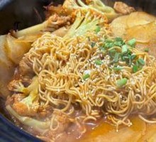Douning Special Chicken Pot