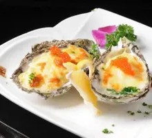 Garlic Cheese Roasted Oysters