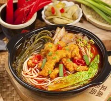 Spicy Pepper Pork Noodles