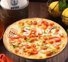 Orleans Grilled Chicken Leg Meat Crispy Pizza