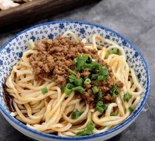 Vegetarian Pepper Sauce Noodles