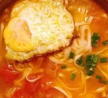 Tomato and Egg Rice Noodles