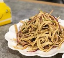 Cold-Mixed Dried Tofu Skin
