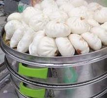 Chicken Broth Pork Dumplings