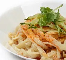 Secret-Recipe Handmade Beef Tendon Noodles