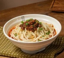 Vegetarian Pepper Sauce Noodles