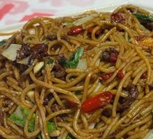 Stir-Fried Beef Noodles
