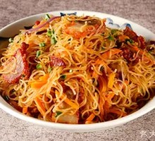 Sausage and Egg Fried Rice Noodles