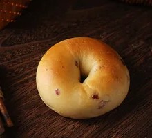 Cranberry Bagel