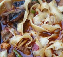 Secret Family-Style Earth Eel Noodles