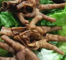 Spicy Braised Chicken Feet