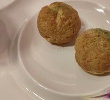 Lotus-Leaf Ice Cream Puff