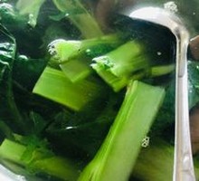 Spinach Chicken Blood Soup