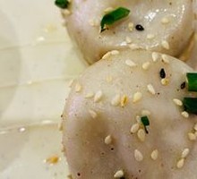 Fresh Pork and Bamboo Shoot Pan-Fried Dumplings