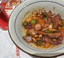 Garlic and Chopped Chili Tripe Noodles