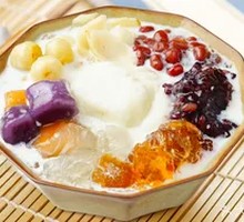 Lily, Lotus Seed, Glutinous Rice, Silver Ear Fungus Full Blessing