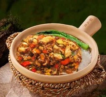 Xiang Flavor Spicy Stir-Fried Chicken Hot Pot Rice