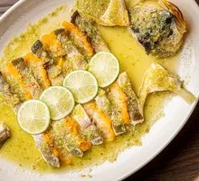 Steamed Yellow Croaker with Green Lemon
