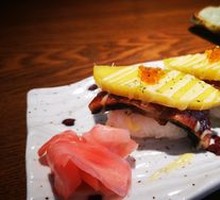 Mango Salmon Hand Roll