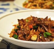 Radish and Yellow Beef Stir-fry