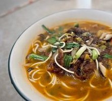 Sour Cabbage Pork Cutlet Noodles