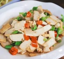 Fried Tofu Skin with Chili